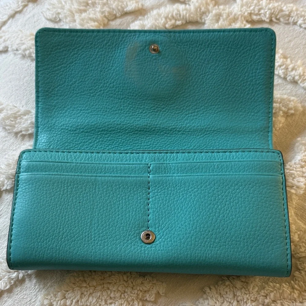 Michael Kors Aqua Leather Wallet - Picture 5 of 7